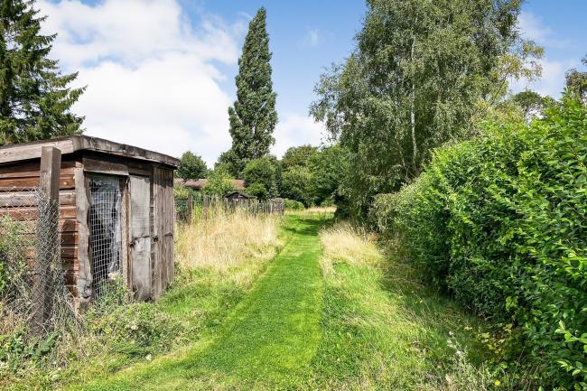 75 High Street, Toseland, ST. NEOTS, PE19 6RX 7