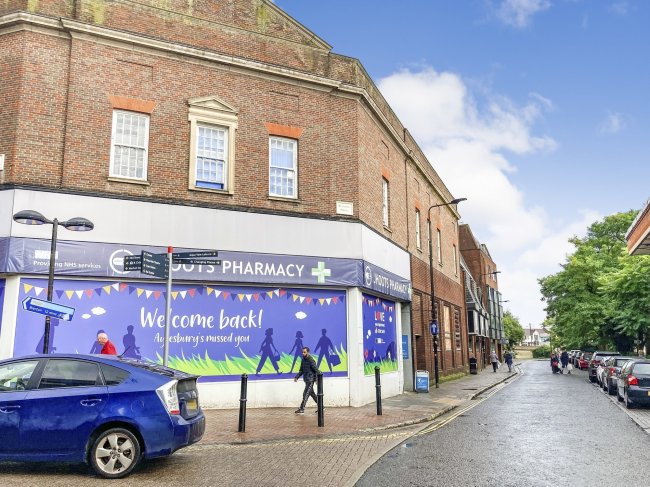 39 to 41 High Street, Aylesbury, Buckinghamshire, HP20 1SH 9