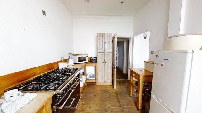 71 Fore Street, Newquay, Cornwall TR7 1EZ 6