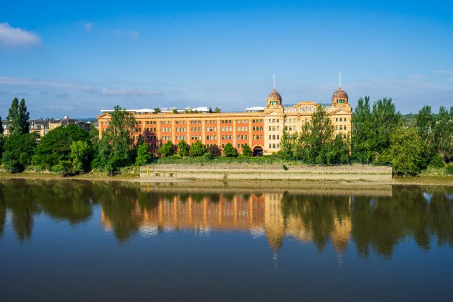Land adjoining Harrods Depository, Arundal Terrace, Barnes London SW13 8HS 4