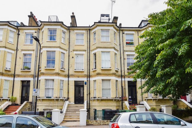 Flat B (Upper Ground Floor), 11 Crossfield Road, Hampstead NW3 4NS 10