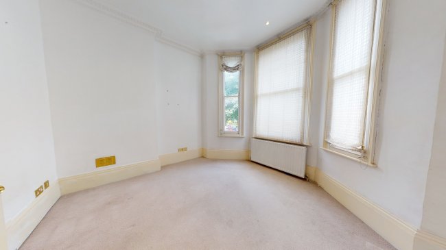 Flat B (Upper Ground Floor), 11 Crossfield Road, Hampstead NW3 4NS 10