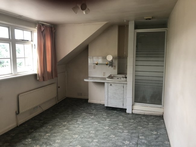 7 Balmuir Gardens, Putney, London SW15 6NG 7