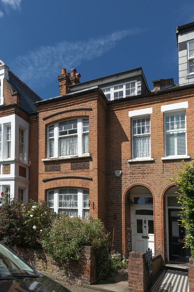 7 Balmuir Gardens, Putney, London SW15 6NG 7