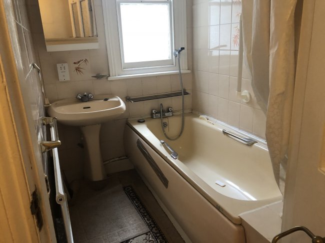 7 Balmuir Gardens, Putney, London SW15 6NG 7