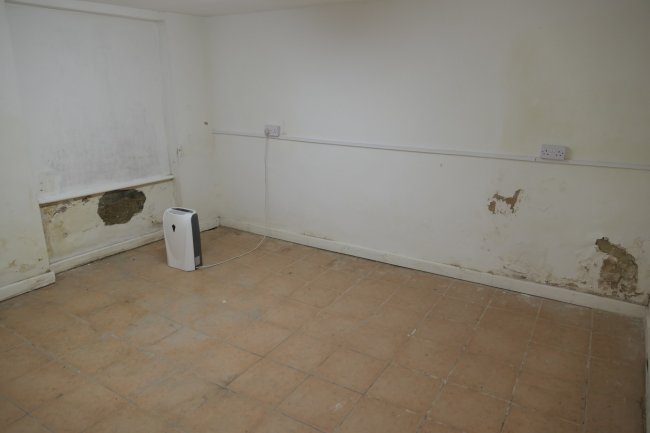 176 Battersea Park Road, Battersea, London, SW11 4ND 4