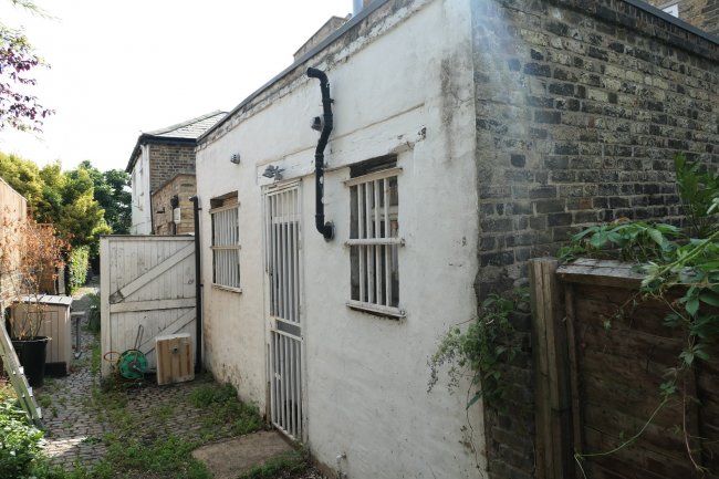 176 Battersea Park Road, Battersea, London, SW11 4ND 4