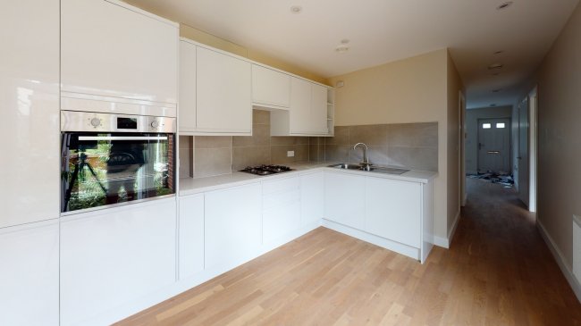 4 Buckingham Court, Buckingham Road, Ilford, Essex, IG1 1FB 10