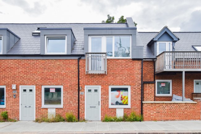 4 Buckingham Court, Buckingham Road, Ilford, Essex, IG1 1FB 10