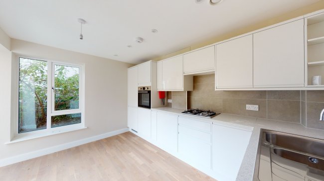 4 Buckingham Court, Buckingham Road, Ilford, Essex, IG1 1FB 10