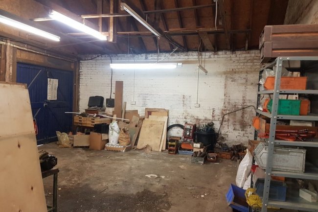 Workshop Unit rear of 15 Mill Lane, Carshalton, Surrey, SM5 2JY 1