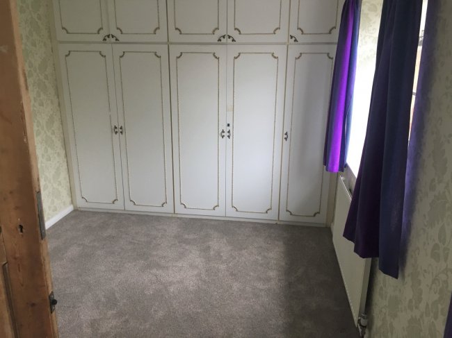 156 Kings Drive, Edgware, Middlesex, HA8 8EQ 5