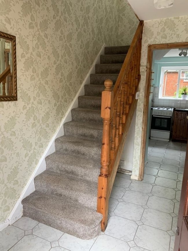 156 Kings Drive, Edgware, Middlesex, HA8 8EQ 5