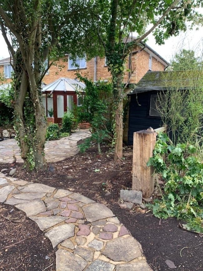 156 Kings Drive, Edgware, Middlesex, HA8 8EQ 5