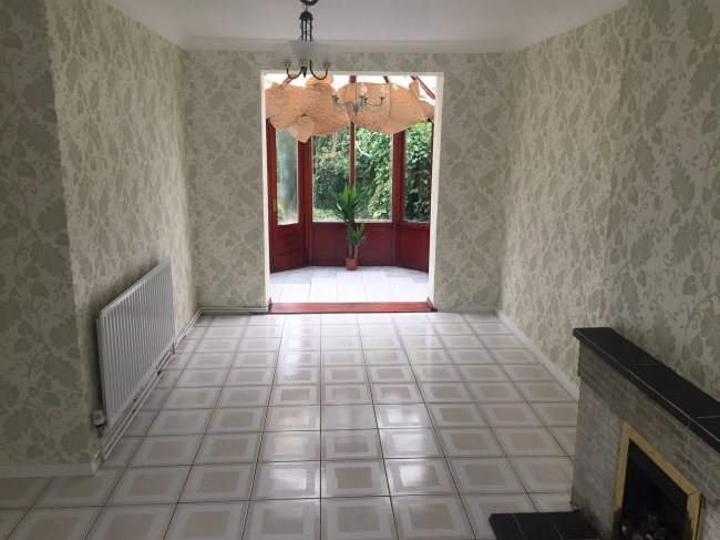 156 Kings Drive, Edgware, Middlesex, HA8 8EQ 5