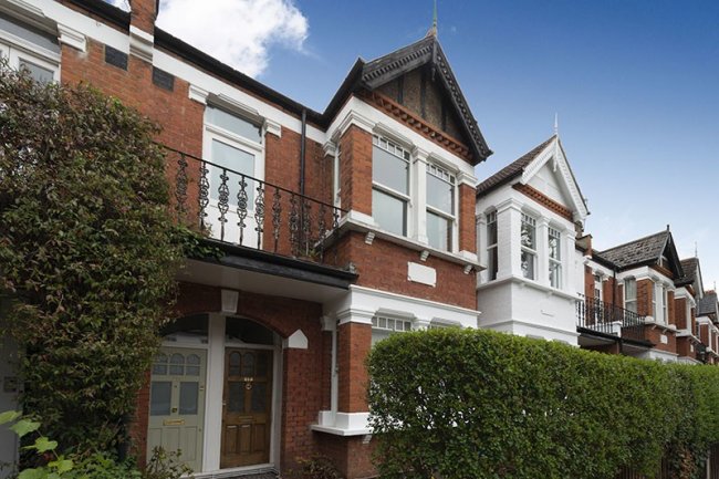 20 Sidney Road, Twickenham, Middlesex TW1 1JR 8