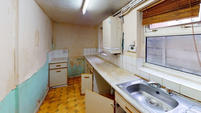 145 Willows Lane, Bolton, BL3 4AY 10