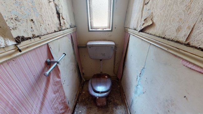 71 Leslie Road, Leytonstone, London E11 4HF 6