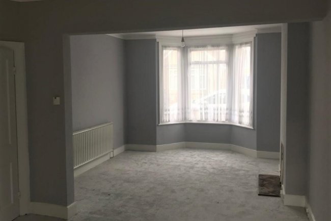 16 Catherine Road, Enfield, EN3 6DE 8