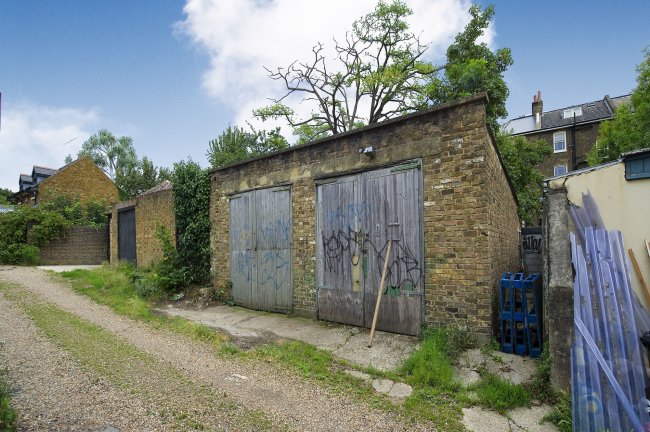 8 Ashby Mews, Brockley, London SE4 1TB 10