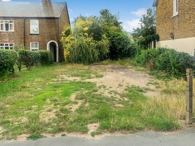 Site adjacent to 51 Lent Rise Road, Burnham, Slough, SL1 7NY 8