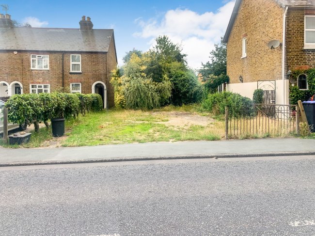 Site adjacent to 51 Lent Rise Road, Burnham, Slough, SL1 7NY 8