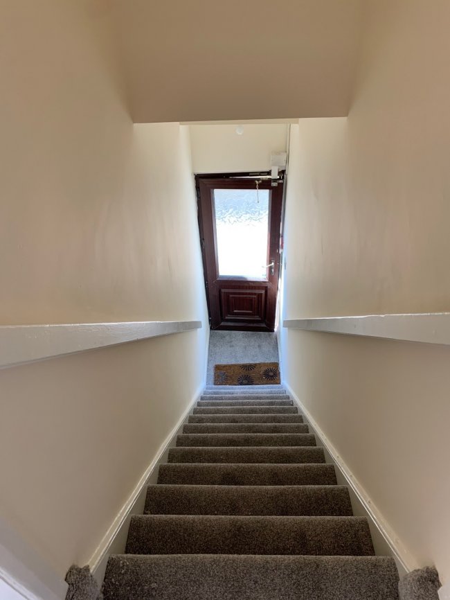 31 West Street, Carshalton, Surrey SM5 2PT 3