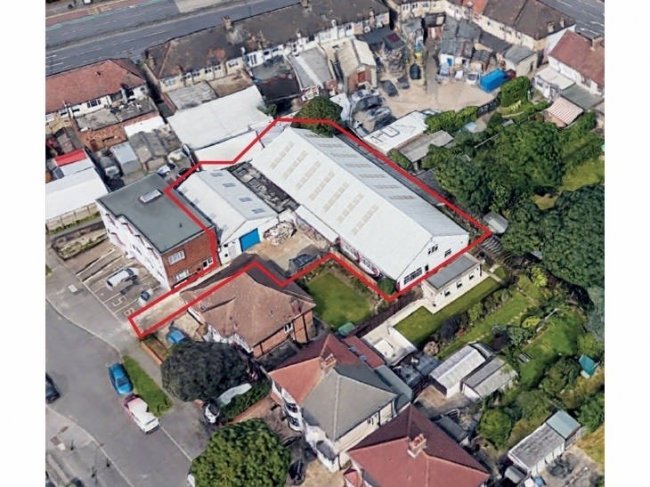 Units 4 & 6, 3-11 Grenfell Avenue, Hornchurch, Essex RM12 4DN 10