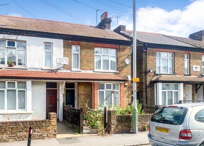 First Floor Flat,112 Cowley Mill Road, Uxbridge UB8 2QB 9