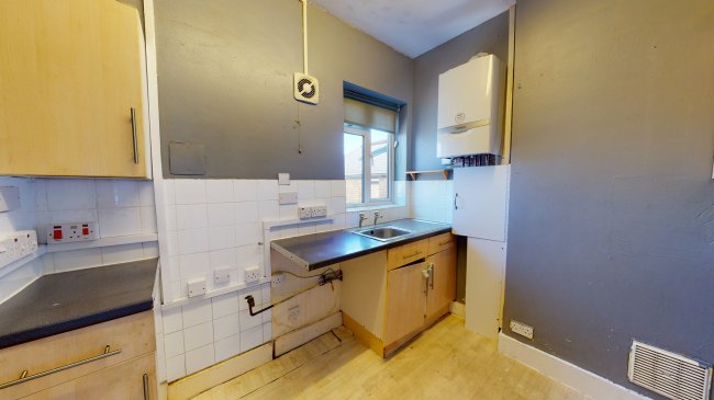 First Floor Flat,112 Cowley Mill Road, Uxbridge UB8 2QB 9