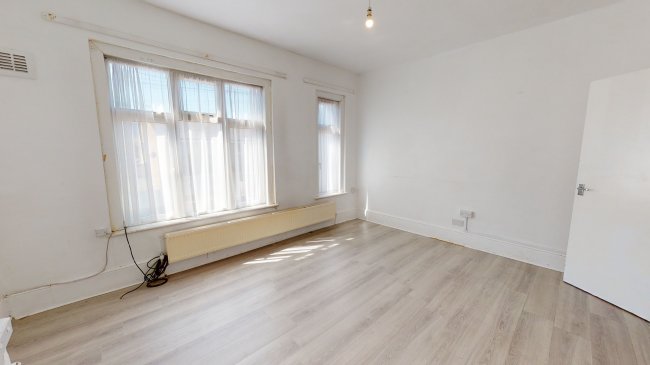 First Floor Flat,112 Cowley Mill Road, Uxbridge UB8 2QB 9