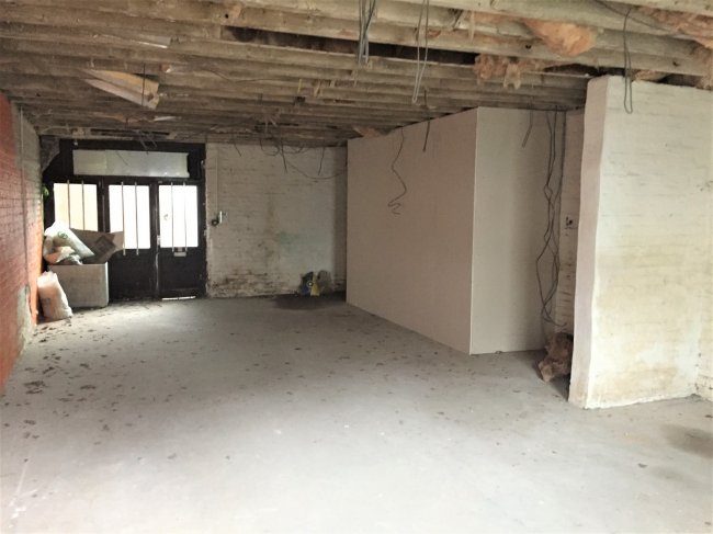 Mews Building r/o 110 Ewell Road, Surbiton, Surrey KT6 6HA 4