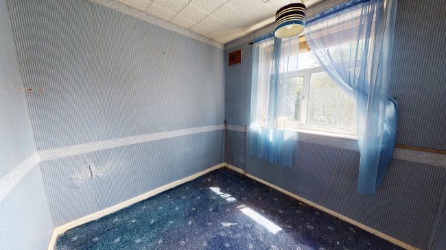 60 Dryfield Road, Edgware Middlesex HA8 9JT 1