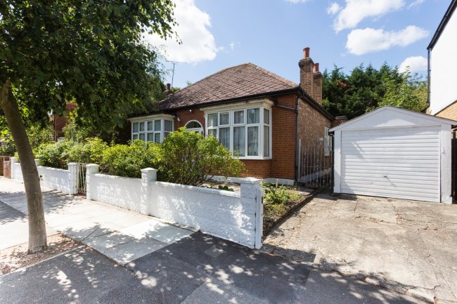 21 Rural Way, Streatham, London SW16 6PF 2