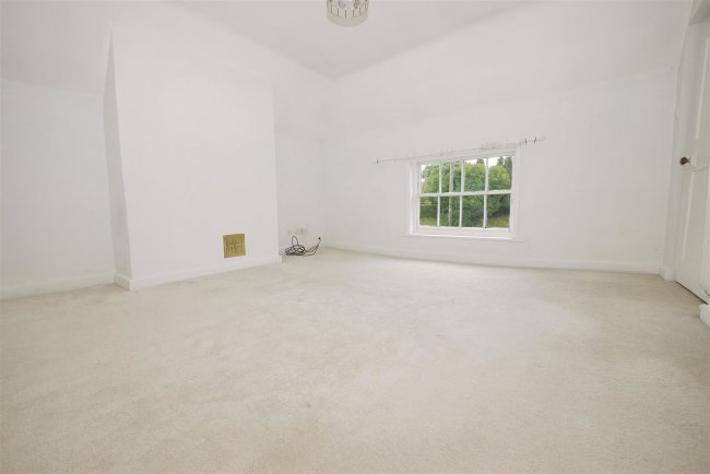 8 and 9 South Gardens, South Harting, Petersfield, West Sussex GU31 5QJ 4