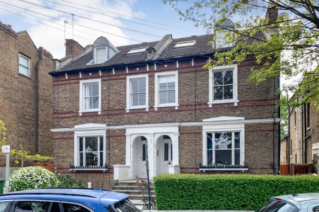 86-88 Amyand Park Road, Twickenham, Middlesex TW1 3HH
 6