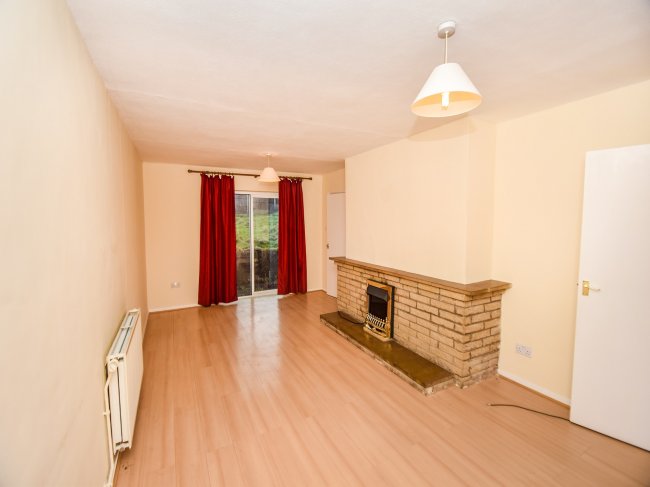 27 Ambleside Drive, Worcester, Worcestershire WR4 9DA
 10