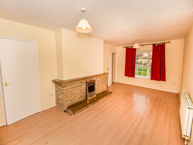 27 Ambleside Drive, Worcester, Worcestershire WR4 9DA
 10