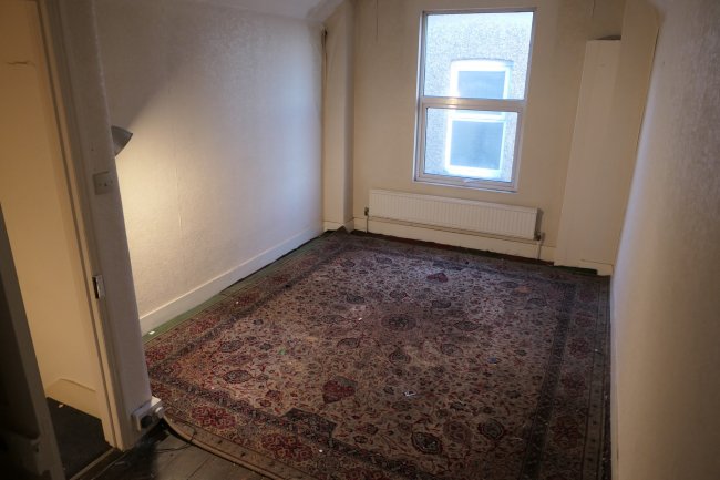 56 Avondale Road, South Croydon, Surrey CR2 6JA
 10