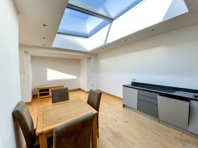 11 Raine Gardens, Mornington Road, Woodford Green, Essex IG8 0UA 7