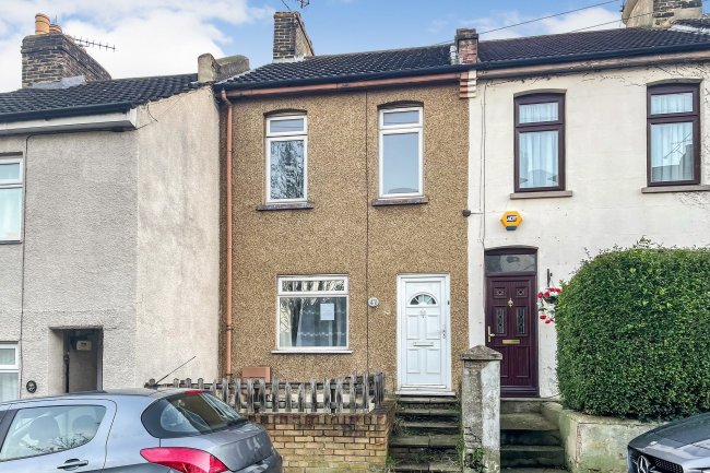 47 Gordon Road, Chatham, Kent, ME4 5LU
 7