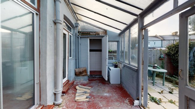 8 Maplethorpe Road, Thornton Heath, Surrey, CR7 7LY  
 2