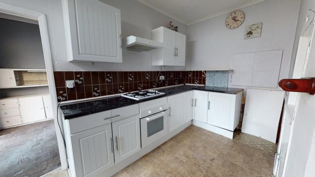 8 Maplethorpe Road, Thornton Heath, Surrey, CR7 7LY  
 2