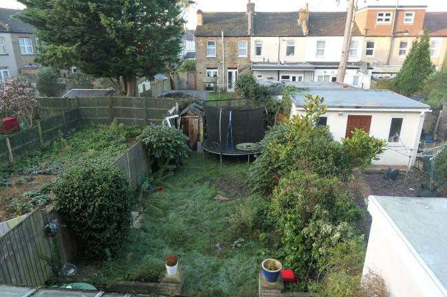 8 Maplethorpe Road, Thornton Heath, Surrey, CR7 7LY  
 2