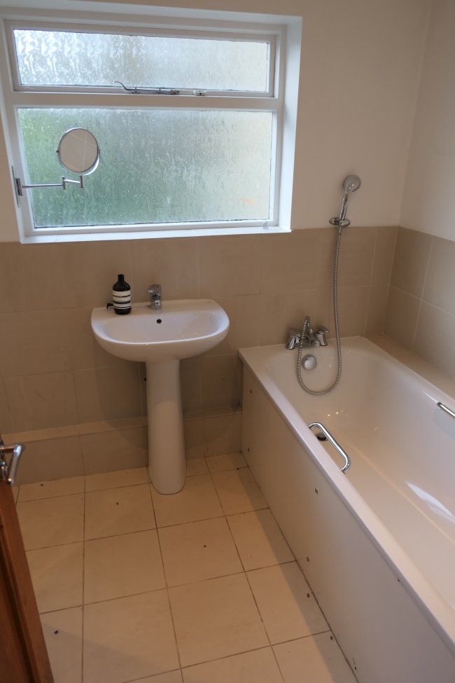 35 Dalmeny Road, Tufnell Park, London N7 0DY
 4