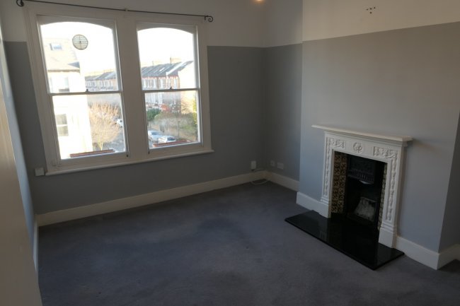 35 Dalmeny Road, Tufnell Park, London N7 0DY
 4