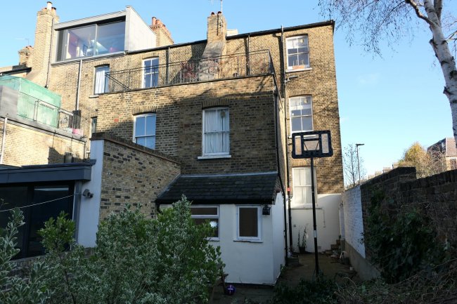 35 Dalmeny Road, Tufnell Park, London N7 0DY
 4