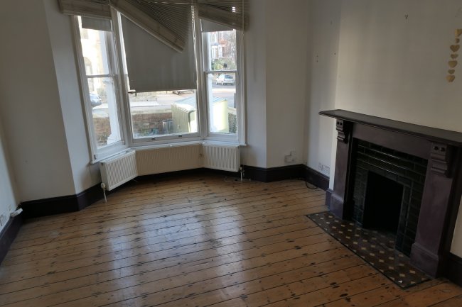 35 Dalmeny Road, Tufnell Park, London N7 0DY
 4