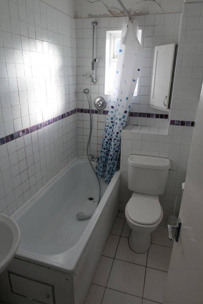 35 Dalmeny Road, Tufnell Park, London N7 0DY
 4