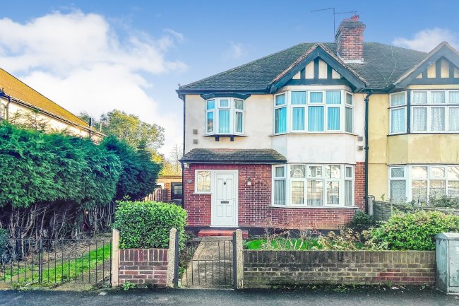 119 Hook Rise South, Surbiton, Surrey KT6 7NA
 5